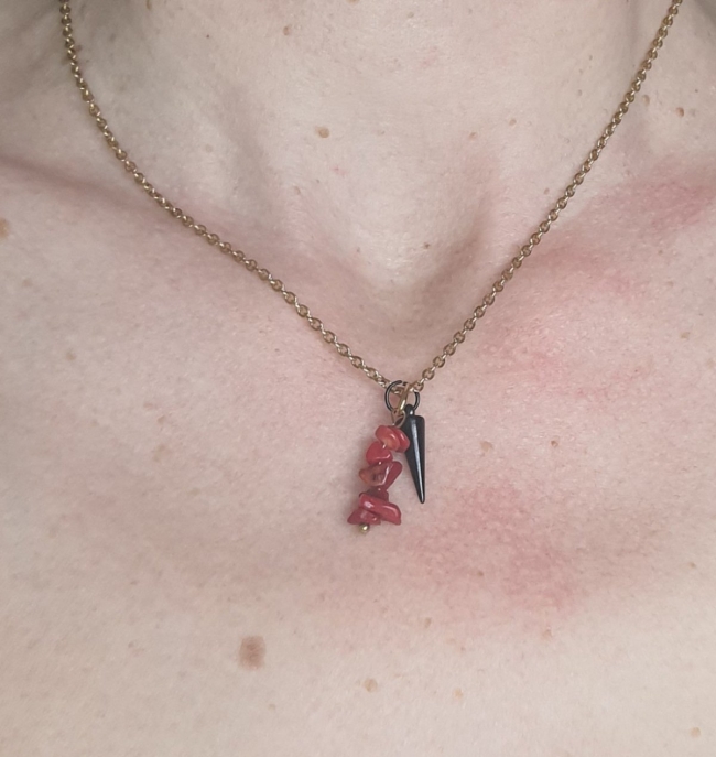 Collier pendule Solis rouge